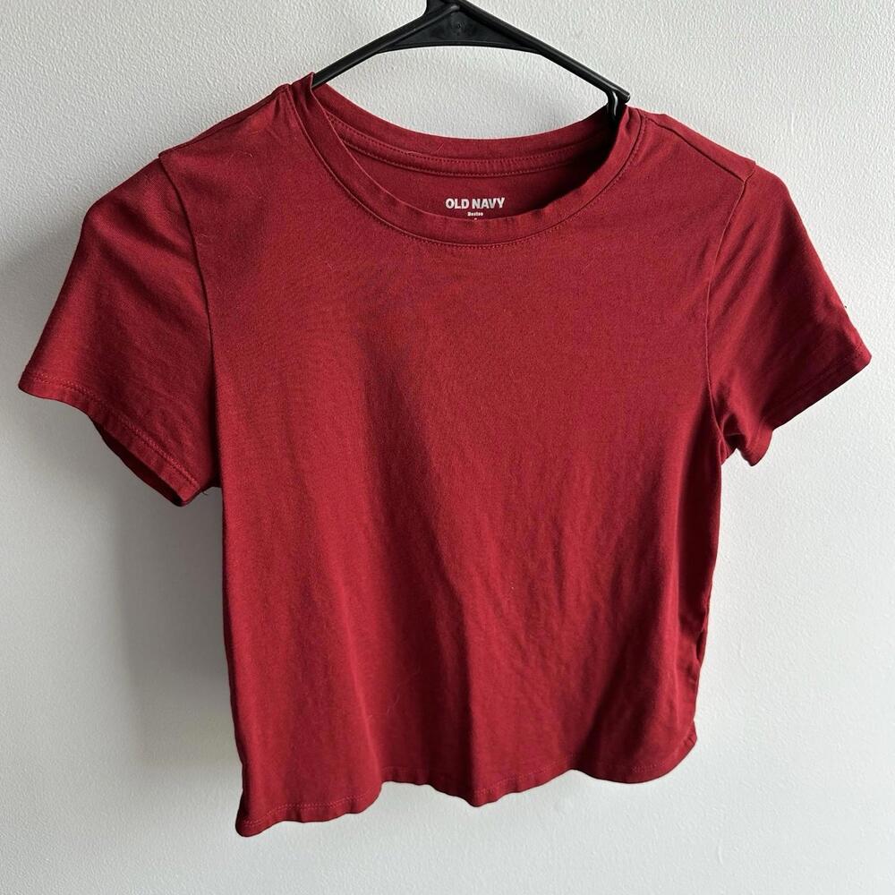 Old Navy Red Short Sleeve Bestee Cropped T-Shirt, Size S
